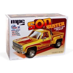 SKILL 2 MODEL KIT 1981 CHEVROLET 4X4 PICKUP TRUCK "SOD BUSTER" 1/25 MPC MPC972
